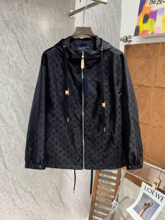 Picture of Louis Vuitton Jackets _SKULVM-3XLxetr3431898